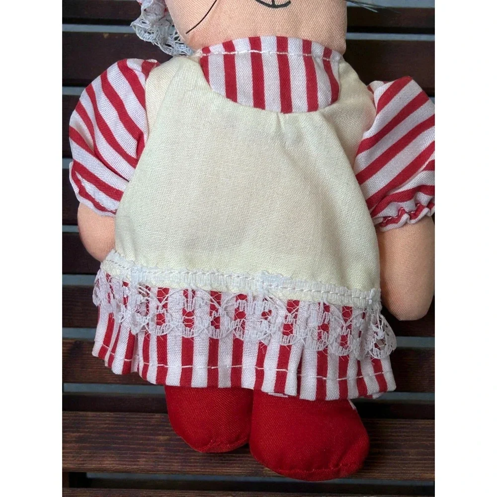 The Unbranded Brand vintage handmade